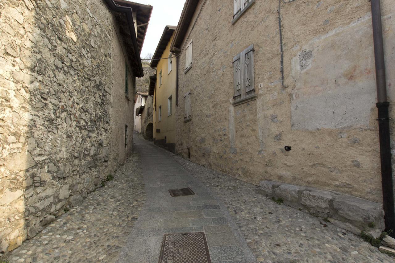 Ferienwohnung Casa Madali' - Nel Borgo Marone Exterior foto